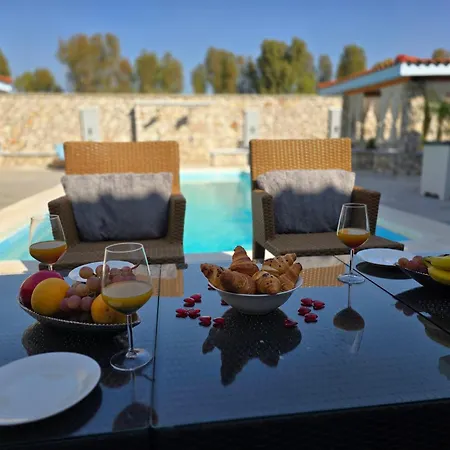 فيلة Aurelia Privat Pool *